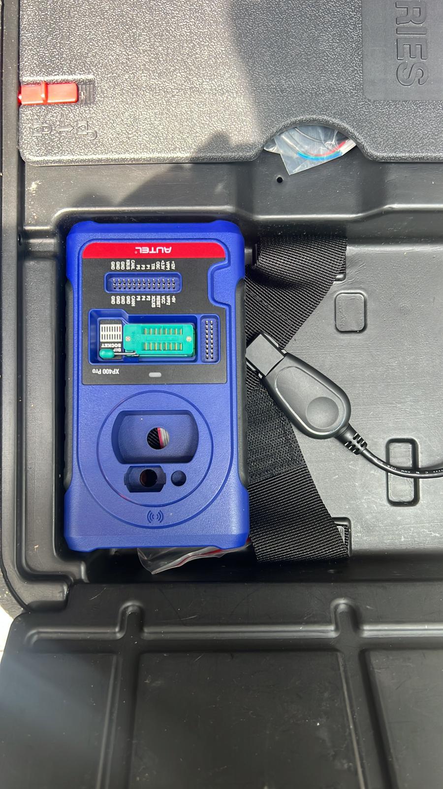 Benefits of professional car key replacement services